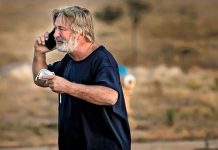 Alec Baldwin reaches an agreement with the family of the filmmaker he accidentally killed