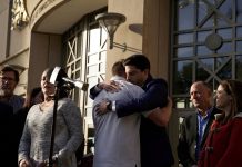 Alex Jones, the conspirator who made business with disinformation