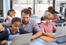 Education and technology: duties and assets