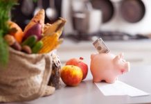 One in four households cannot save anything at the end of the month