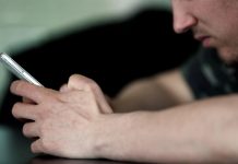 One in ten young people already invest their money in cryptocurrencies