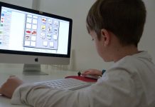 The hidden face of online classes with children: they can know if their parents have had a fight or if their dog has just died