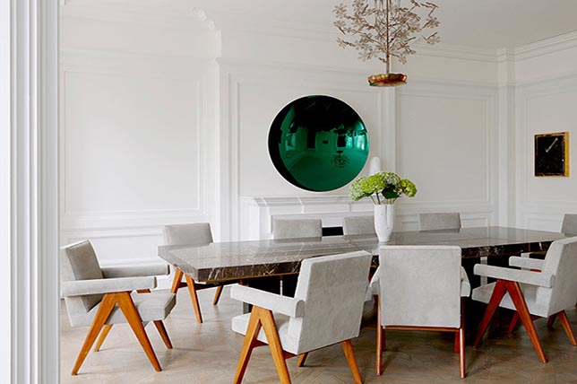Contemporary style dining room