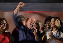 Lula has the task of rebuilding Brazilian democracy