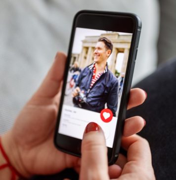 Dating Apps vs. Traditional Dating Sites: What’s the Difference?